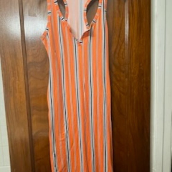 **** With this Cute & Sexy Dress, You will Definitely be Summer Ready**** - Picture 1 of 5